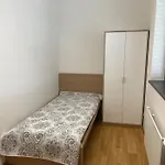 Holesovice,balkon,garaz