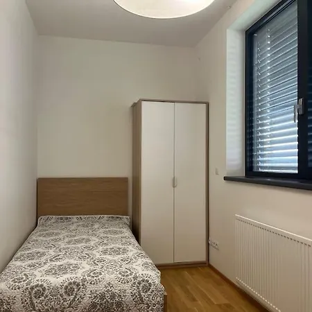 Holesovice,balkon,garaz Appartement