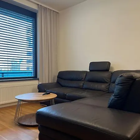 Apartment Holesovice,balkon,garaz *