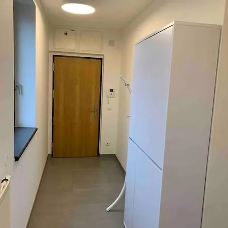 Apartment Holesovice,balkon,garaz Prague