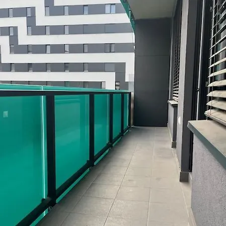 Holesovice,balkon,garaz * Prague