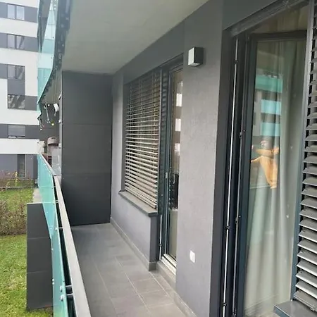 Holesovice,balkon,garaz アパート *